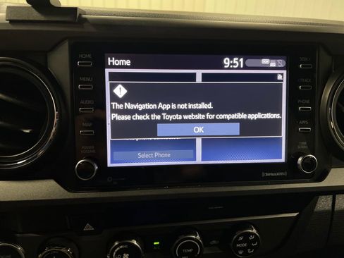 Used 2020 Toyota Tacoma TRD Off-Road AWD/4WD image 23