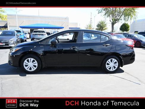 Used 2025 Nissan Versa S w/ Trunk Package image 4