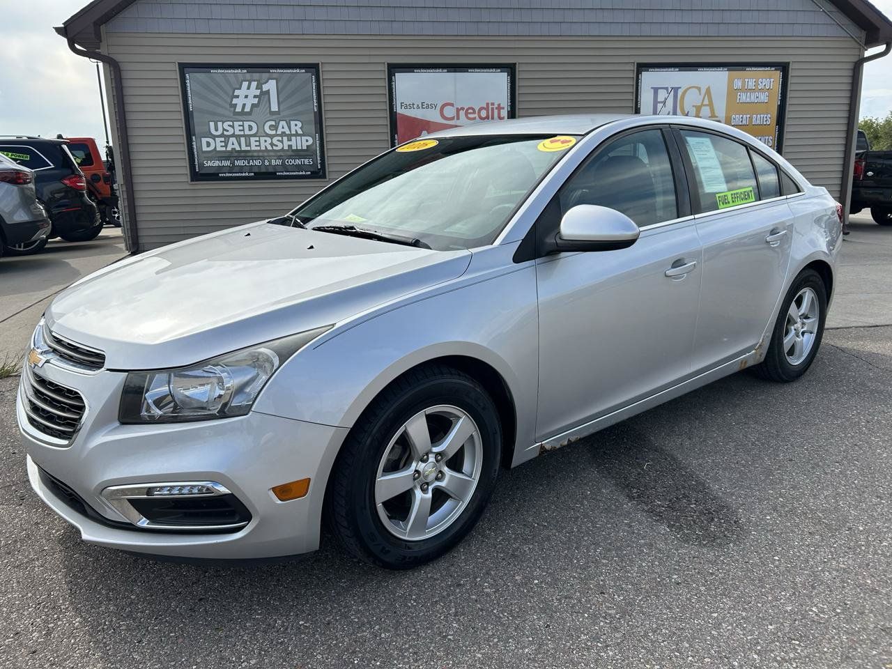 Used 2016 Chevrolet Cruze LT FWD image 1