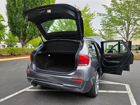 Used 2013 BMW X1 xDrive35i w/ Ultimate Pkg AWD/4WD image 27