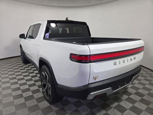 Used 2023 Rivian R1T Adventure image 3