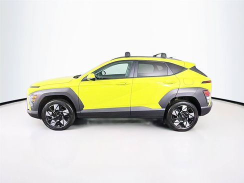 Used 2024 Hyundai Kona SEL AWD/4WD image 4
