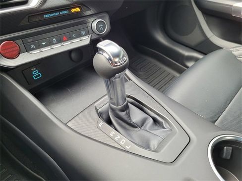 Used 2025 Ford Mustang Premium image 12