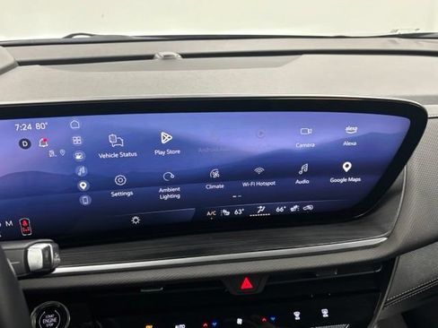 Used 2025 Buick Envision Preferred AWD/4WD image 32