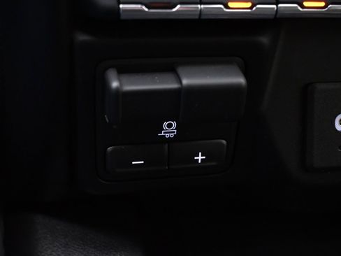 Used 2021 GMC Sierra 1500 AT4 w/ AT4 Value Package image 37