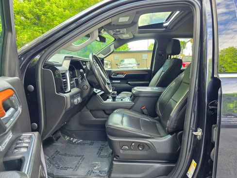 Used 2022 GMC Sierra 1500 Denali AWD/4WD image 12