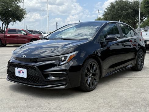Used 2025 Toyota Corolla SE FWD image 10