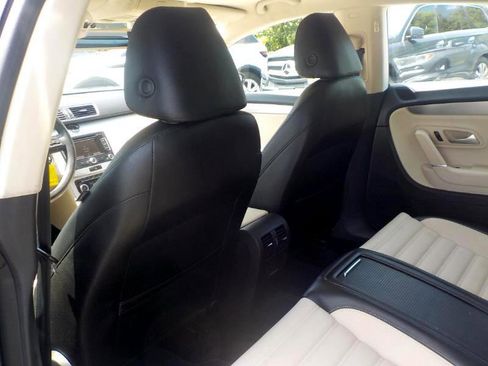 Used 2012 Volkswagen CC Lux image 17