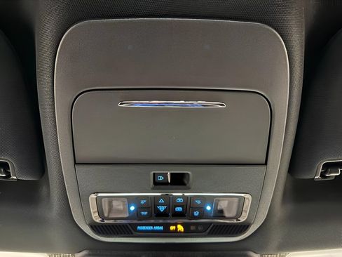 Used 2025 Ford F150 Lariat w/ Equipment Group 501A Mid AWD/4WD image 14