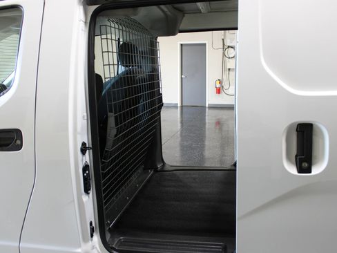 Used 2019 Nissan NV200 S w/ Cruise Control Package FWD image 29