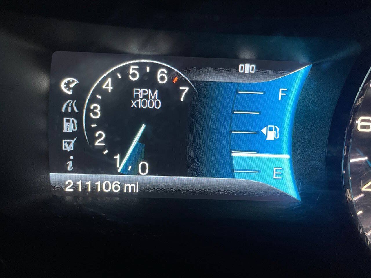 Used 2011 Ford Edge SEL w/ 202A Rapid Spec Order Code FWD image 17