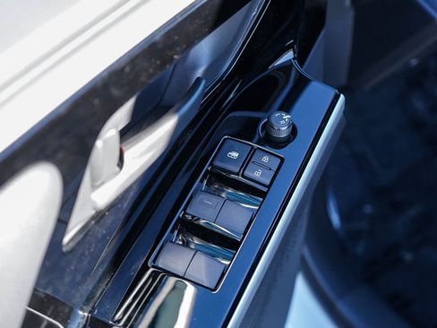 Used 2024 Toyota bZ4X XLE image 20