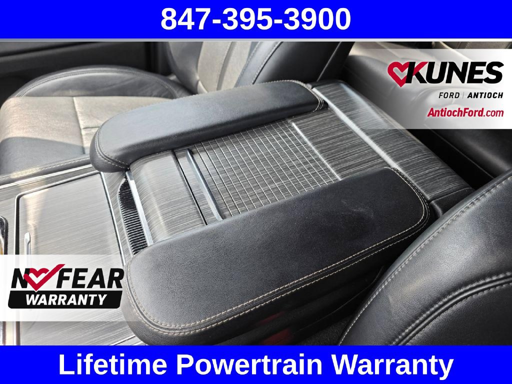 Used 2024 Jeep Wagoneer L Series II AWD/4WD image 49