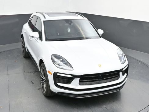 New 2025 Porsche Macan S image 38
