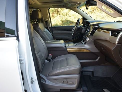 Used 2017 GMC Yukon XL Denali w/ Open Road Package image 23