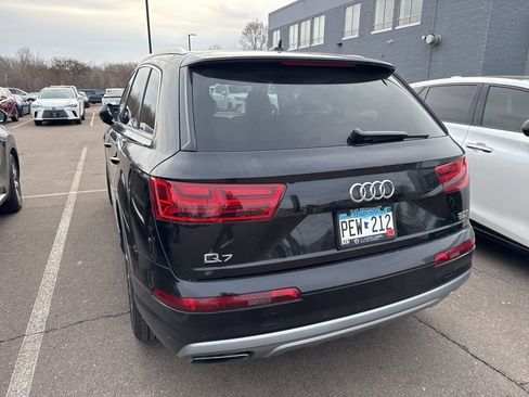 Used 2017 Audi Q7 3.0T Premium image 18