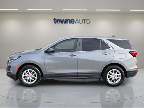 Used 2024 Chevrolet Equinox LT w/ LPO, Floor Liner Package AWD/4WD image 2