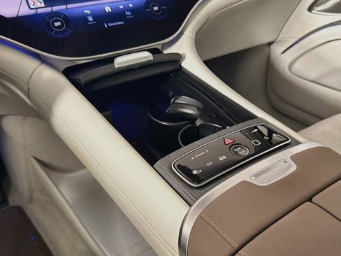 Certified 2023 Mercedes-Benz EQS 580 4MATIC SUV image 7