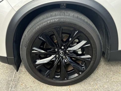 Used 2025 MAZDA CX-90 3.3 Turbo w/ Premium Sport Pkg image 3