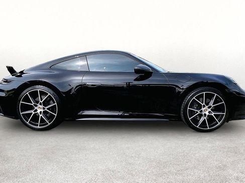 Used 2025 Porsche 911 Carrera RWD image 42