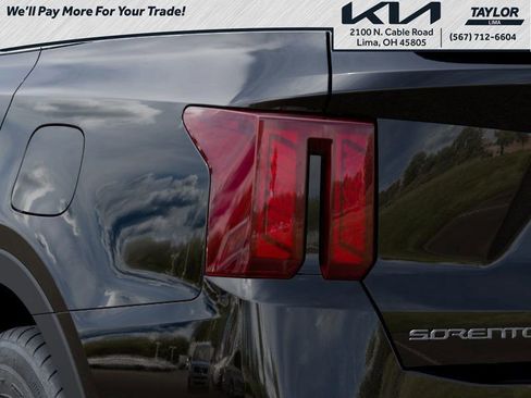 New 2026 Kia Sorento LX image 11