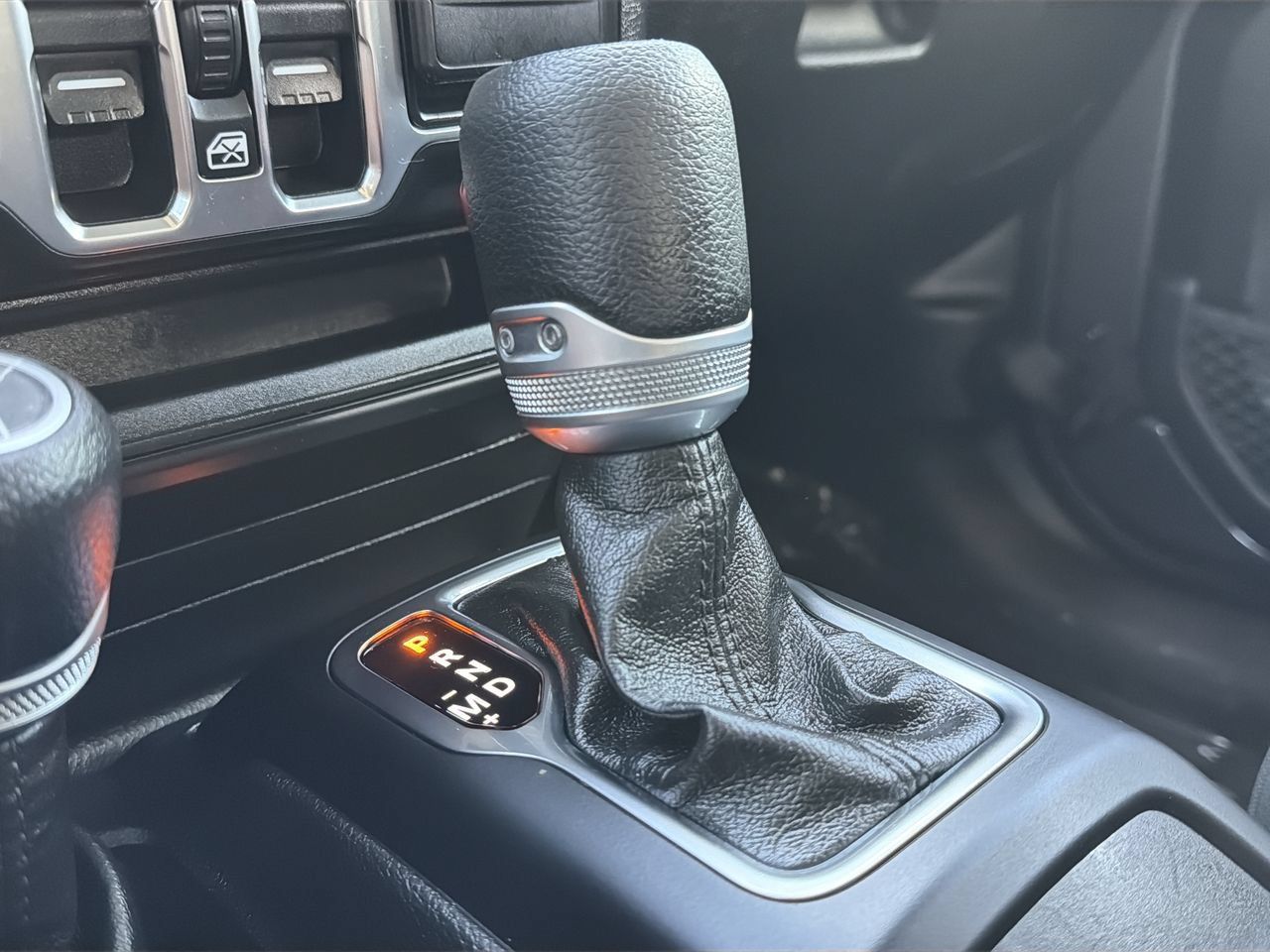 Used 2021 Jeep Wrangler Unlimited Sport AWD/4WD image 24