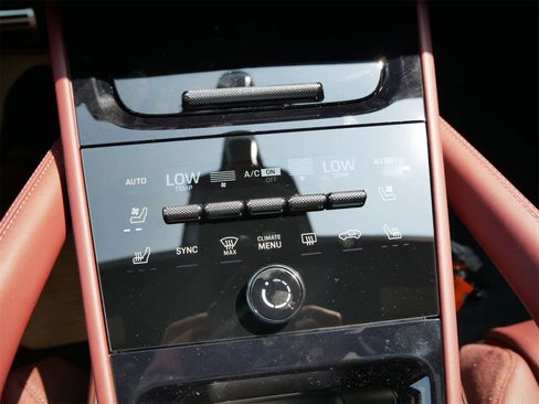 New 2025 Porsche Cayenne S image 12