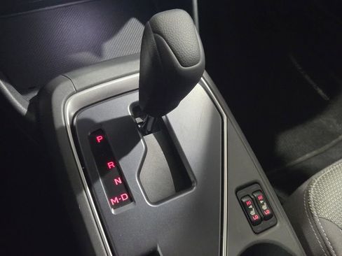 Used 2024 Subaru Crosstrek 2.0i Premium image 6