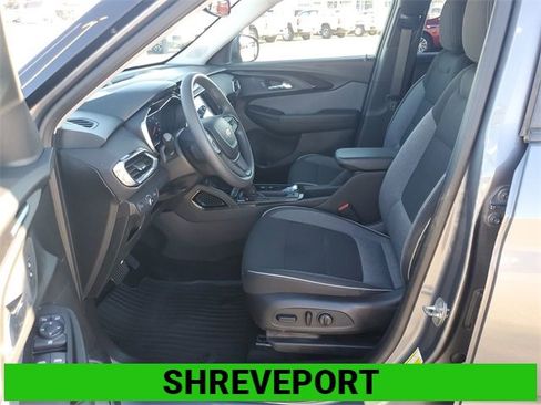 Certified 2022 Chevrolet TrailBlazer LT w/ Convenience Package image 18