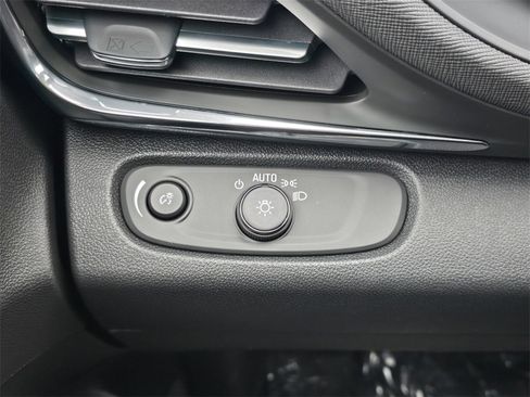 New 2026 Buick Envista Preferred image 15