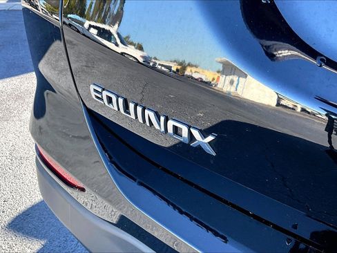 Used 2022 Chevrolet Equinox LS w/ LS Convenience Package image 5