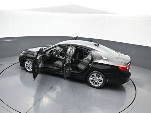 Certified 2019 Honda Accord LX image 42