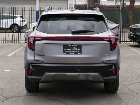 New 2025 Kia Seltos X-Line image 5