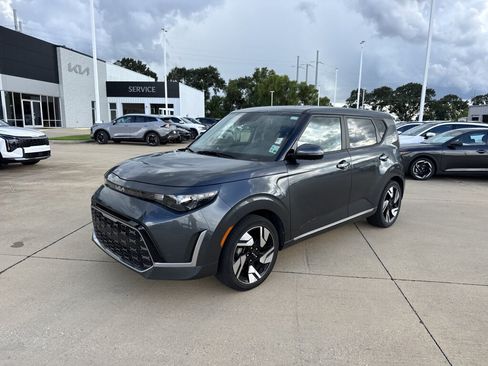 Certified 2023 Kia Soul GT-Line FWD image 2