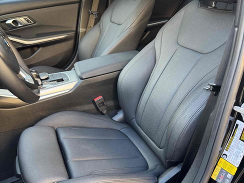 Used 2021 BMW 330e image 34