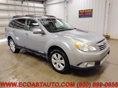 Used 2011 Subaru Outback 2.5i Limited w/ PWR Moonroof Pkg