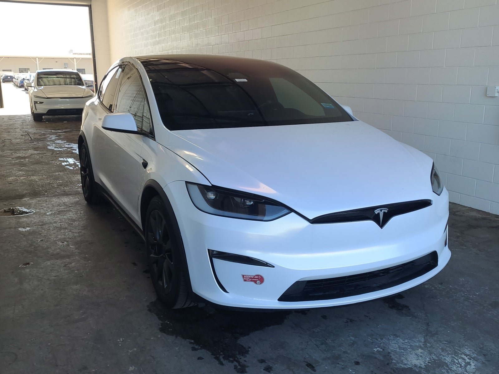 Used 2024 Tesla Model X AWD/4WD image 1