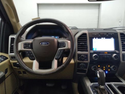 Used 2018 Ford F150 Lariat w/ Equipment Group 502A Luxury RWD image 22