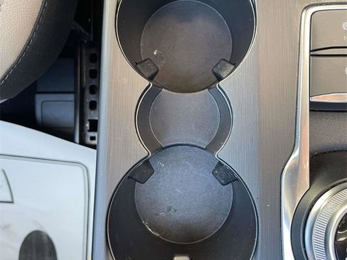 Certified 2022 Ford Escape SEL w/ Technology Package image 18