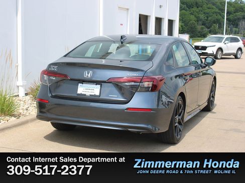 Certified 2025 Honda Civic Sport Touring image 2