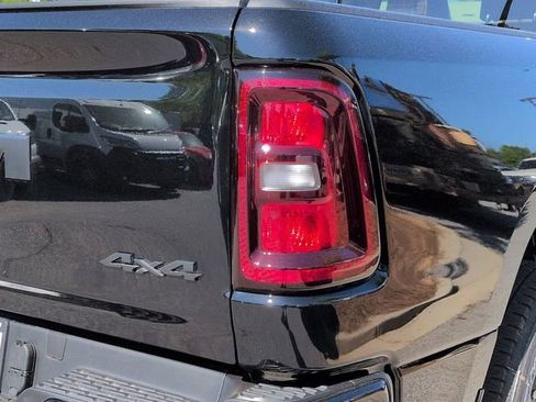 New 2026 RAM 1500 Express AWD/4WD image 12