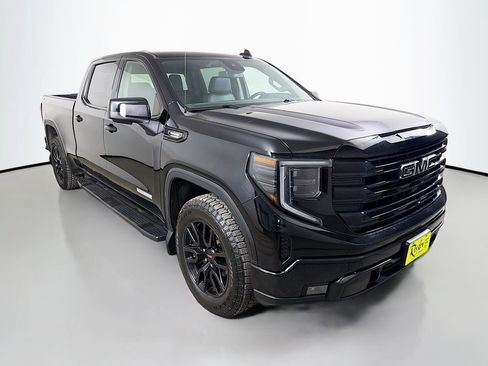 Used 2023 GMC Sierra 1500 Elevation w/ Elevation Premium Package AWD/4WD image 4
