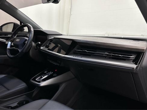 Used 2023 Audi Q4 e-tron Premium w/ Convenience Package image 17
