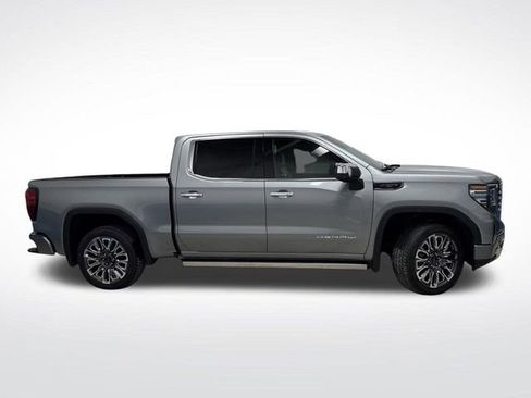 Used 2025 GMC Sierra 1500 Denali Ultimate image 2