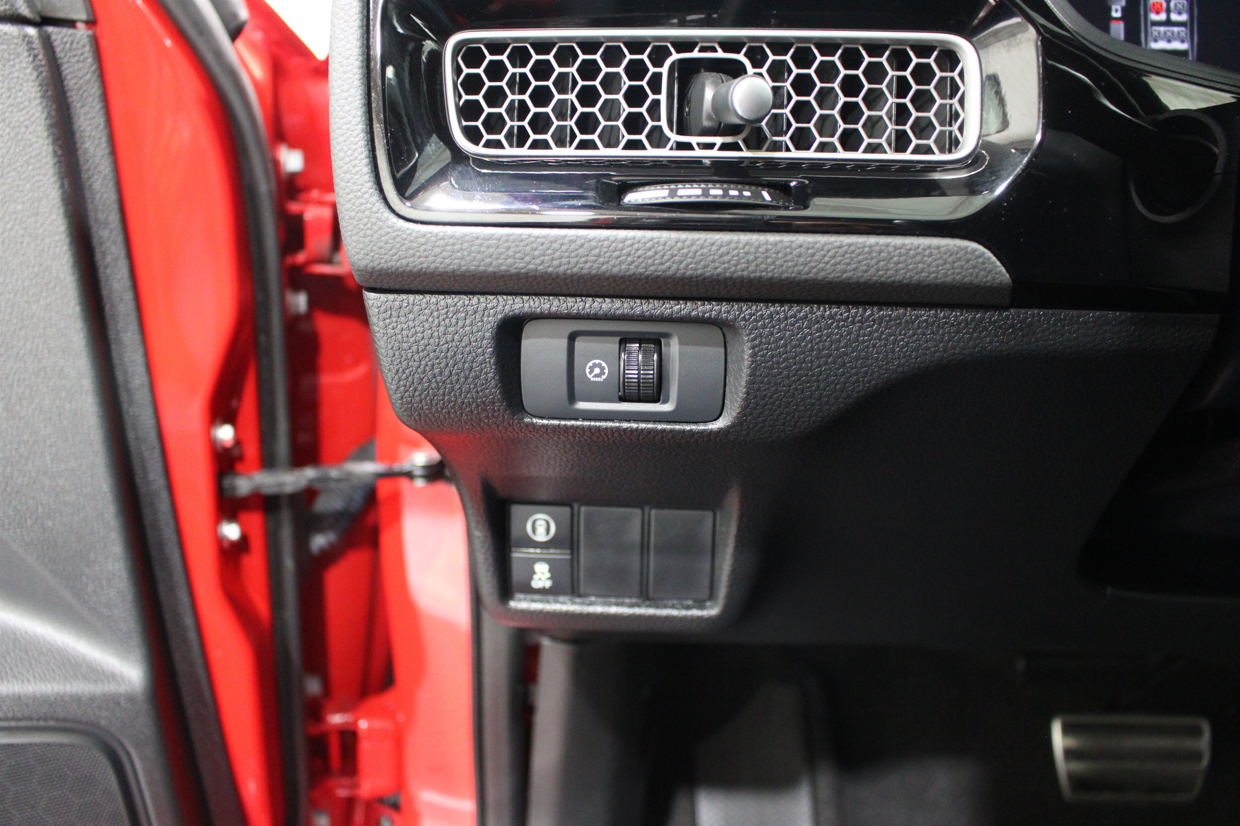 Used 2023 Honda Civic Sport image 9