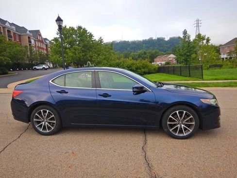 Used 2015 Acura TLX V6 FWD image 10