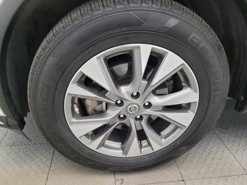 Used 2018 Nissan Murano S FWD image 31