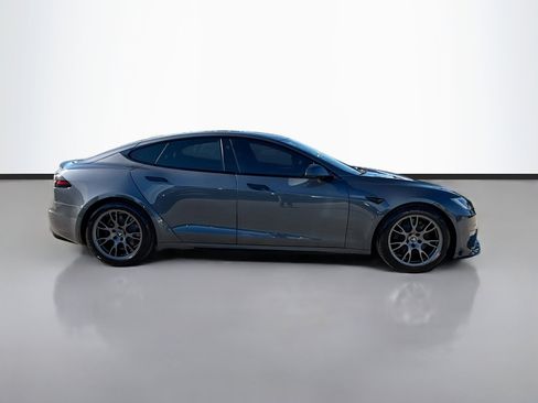 Used 2022 Tesla Model S Plaid image 6