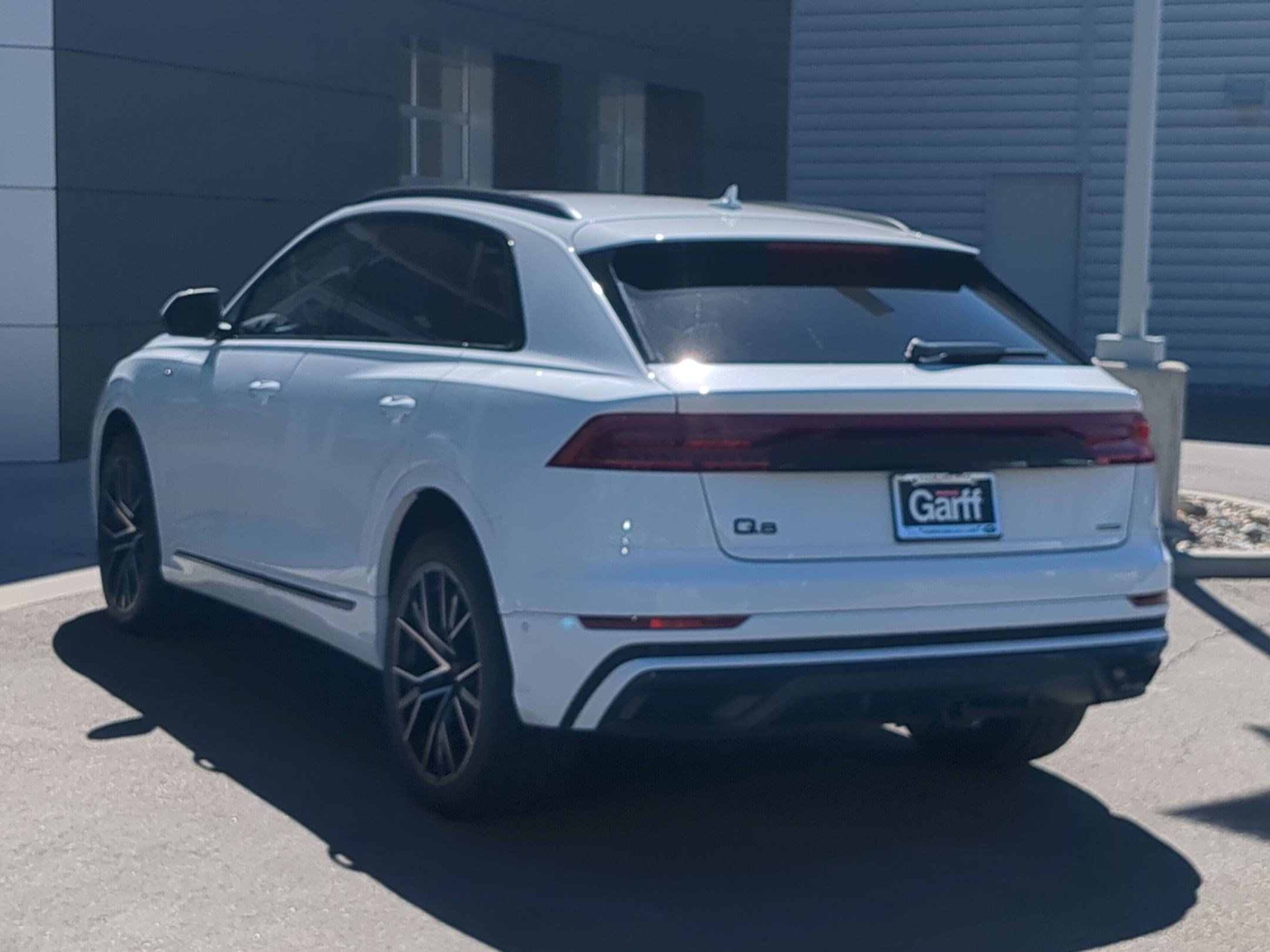 Used 2021 Audi Q8 Prestige AWD/4WD image 7