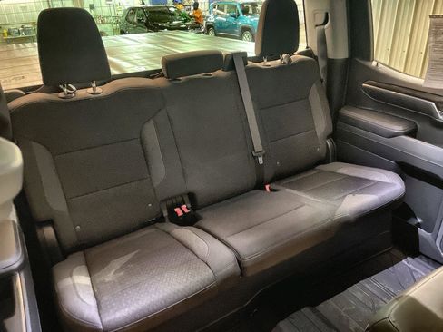 Used 2023 Chevrolet Silverado 1500 LT w/ Z71 Off-Road Package image 25